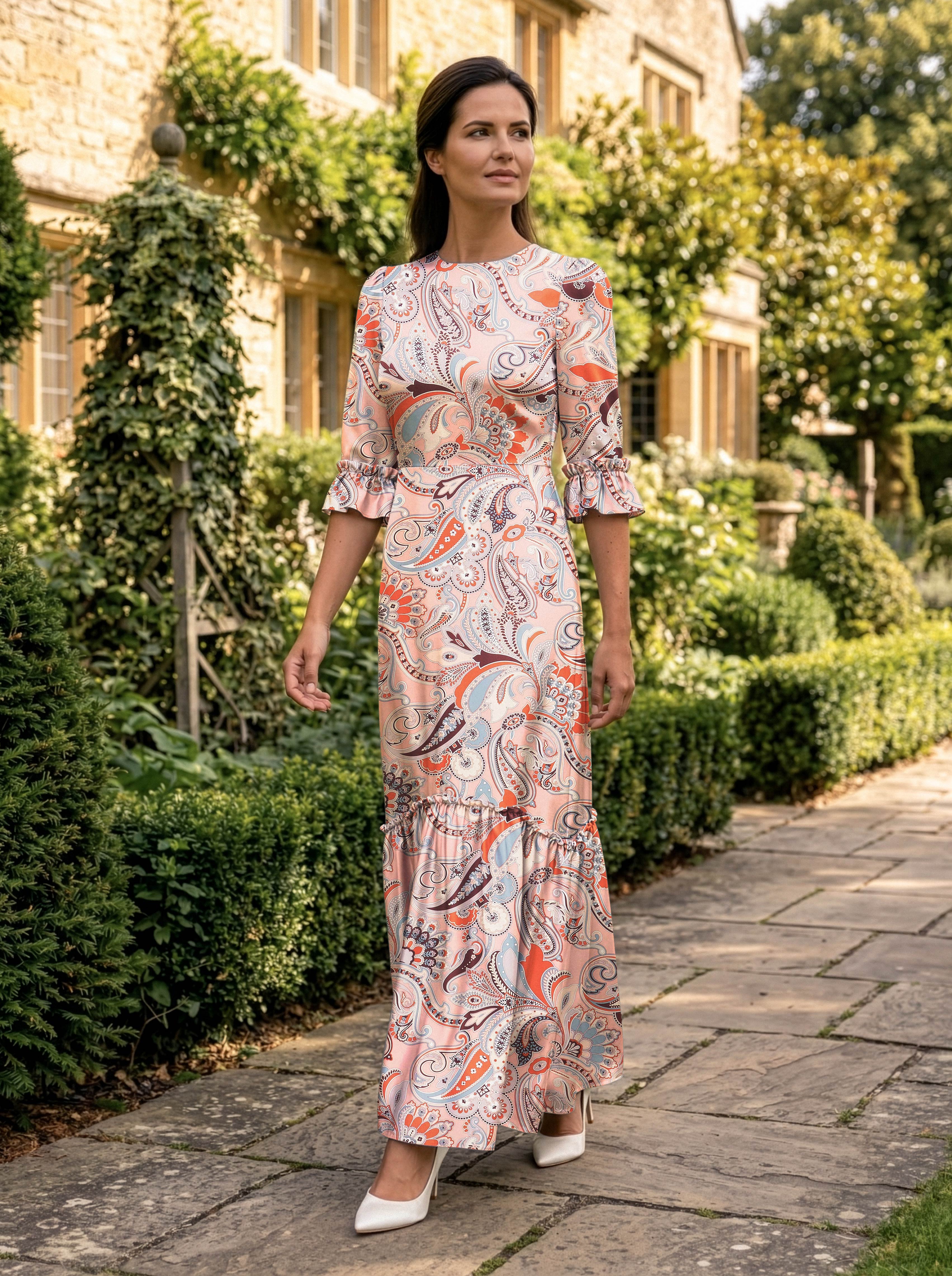 JACQUELINE MAXI