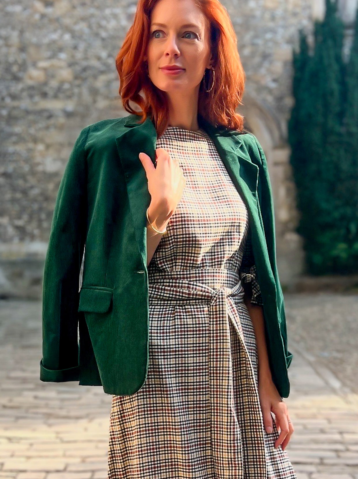 LIZ BLAZER