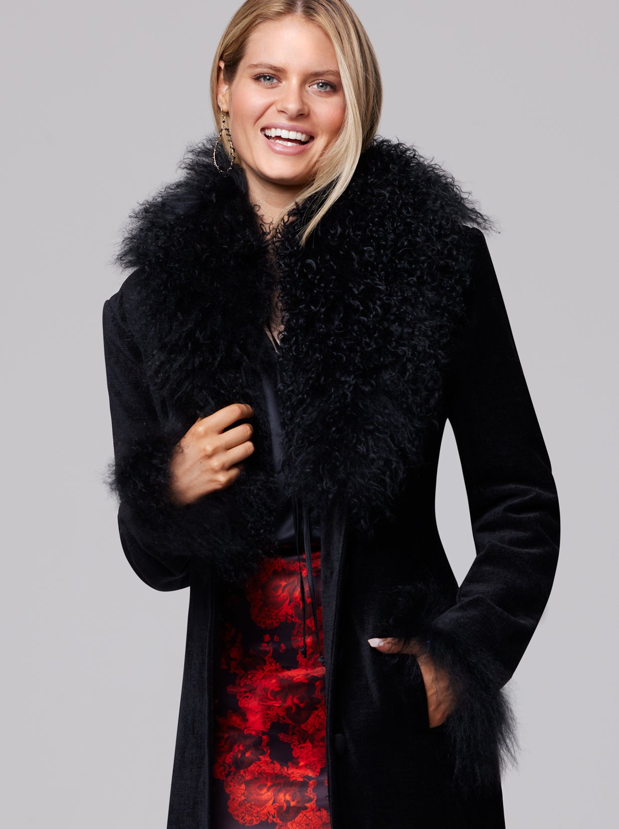 Long black coat with fur clearance trim