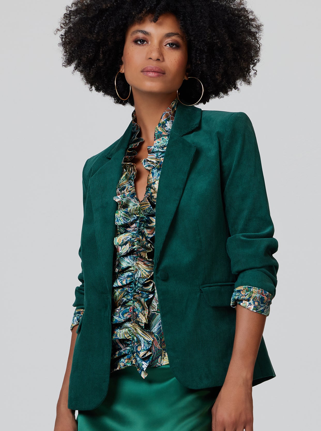 LIZ BLAZER